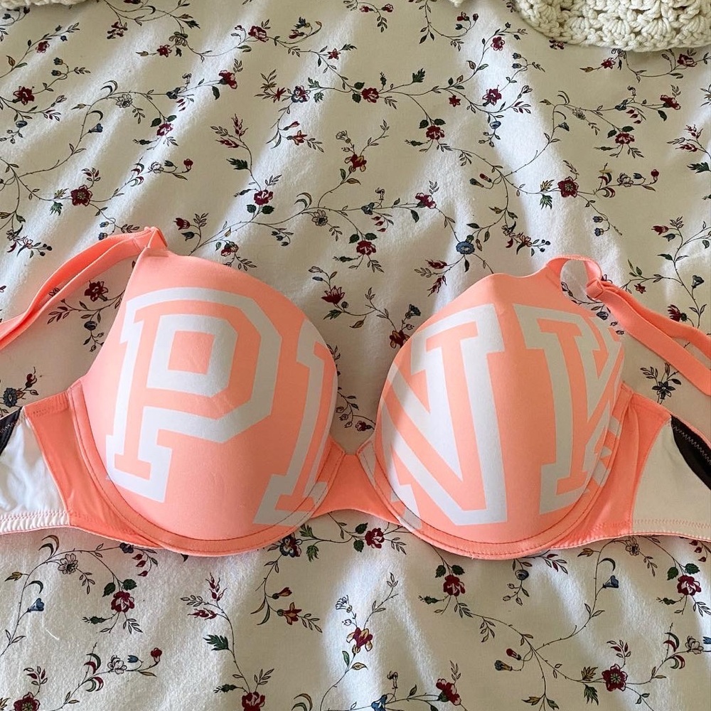 PINK bra